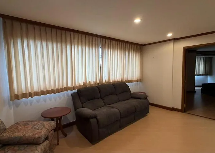 Beverly Tower Sukhumvit 11 *